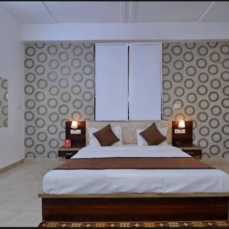 Hotel P.S. Villa آغْرا المظهر الخارجي الصورة