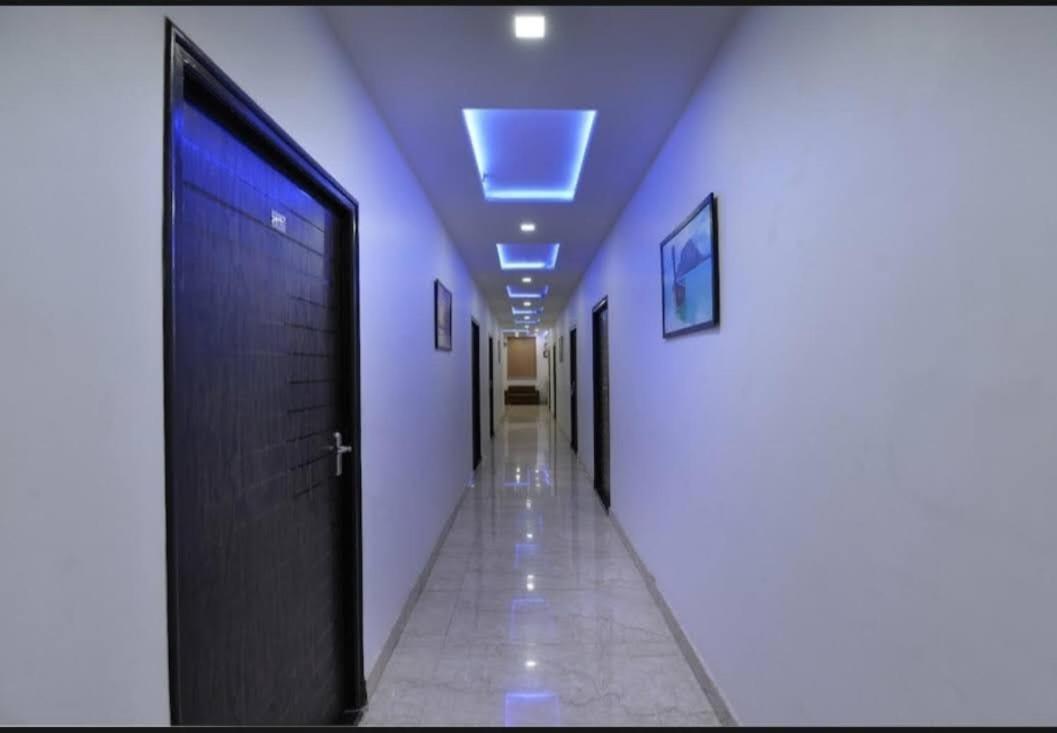 Hotel P.S. Villa آغْرا المظهر الخارجي الصورة